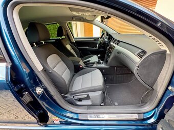 Škoda Superb 2.0TDI 4x4 125kw+Xenon+Rok 2012 Top Stav - 13