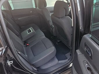 Peugeot 3008 1.6eHDI 115CV Automat Acitve EURO5 - 13