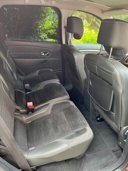 Renault Mégane Scénic 1.5dCi X-MOD - 13
