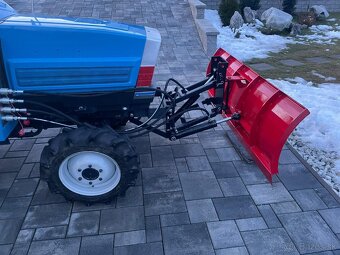 Traktor ISEKI TA230 - 13