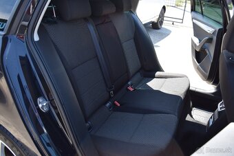 Škoda Octavia Combi 1.6 TDI 77Kw MT/5 - 13