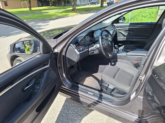 BMW Rad 5 520D A/T 135 kW A8- AJ NA SPLÁTKY OD 76,50e - 13