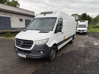 Mercedes Sprinter 414 4.1t super single Chladiarenské 230V - 13