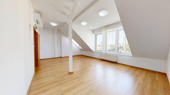 NA PREDAJ priestor v centre Trnavy  – Halenárska ulica - 13