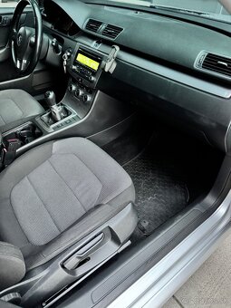 Predám Passat B7,rv 2014, 1.6 TDI,77kw,manuál - 13