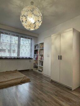 Krásny vkusný dom s možnosťou podnikania - 13