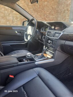 Mercedes-Benz E200 CDI - 13