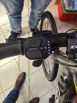 Elektrobicykel Giant - 13