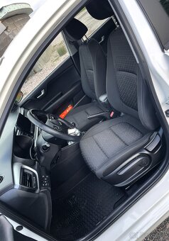 Kia Rio 1.2i 18 500km v záruke - 13