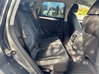 Volkswagen Touareg 3.0TDI 4motion - 13