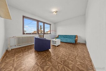 Realitná kancelária REMAX ponúka na predaj 6 izbový dom s kr - 13