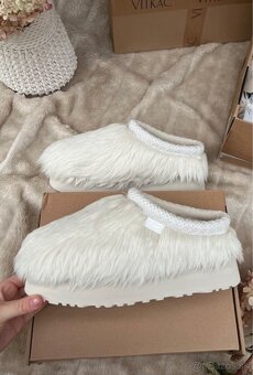UGG W fluff Momma Sugar Tasman white - 13