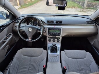 Volkswagen Passat B6 2.0 TDI - 13