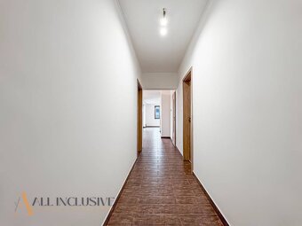 ALL INCLUSIVE | NA PREDAJ ÚTULNÝ RODINNÝ DOM S JAZEROM, HORN - 13