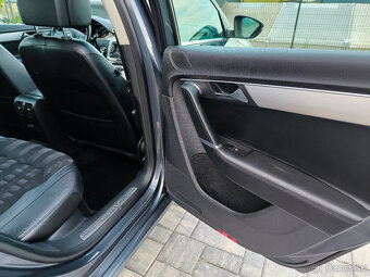 VW Passat Variant 2.0 TDI Highline 2012 - 13