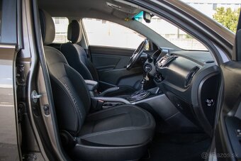 Kia Sportage 2.0 CRDi 4WD Gold A/T / AJ NA SPLÁTKY - 13