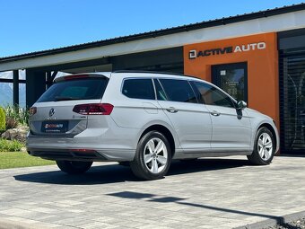 Volkswagen Passat Variant 2.0 TDi 4Motion DSG - 13