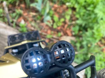 RC auto- crawler - 13