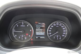 HYUNDAI i30 CW Family 1,6 CRDi 85 kW - 13