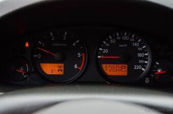 Nissan Navara DoubleCab 2.5D LE A/T - 13