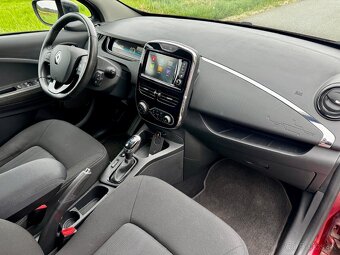 Renault ZOE,  41kWh, SoH 90%, KEYLESS, TČ, 10 760 ,- EUR - 13