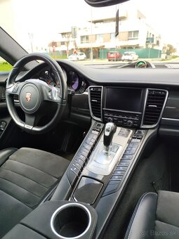 Porsche Panamera GTS - 13