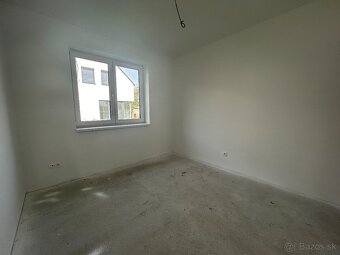 Rodinný 5 izbový dom v Bernolákove - 13