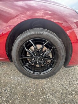 Hyundai i30 1.5 DPi - 13