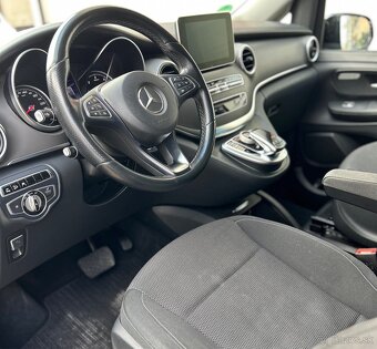 Mercedes Benz V250 - 13