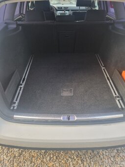 Predám vw passat combi variant b6 2.0tdi - 13
