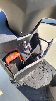 Skuter znen 125 - 13