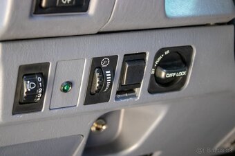 Toyota Land Cruiser. - 13
