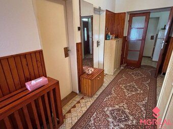 Rodinný dom Urmince / VYPLATENA ZALOHA - 13