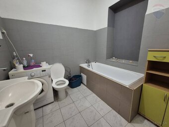 3-izbový RD na 34-árovom pozemku v Šarovciach - 13