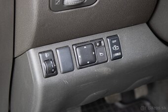 Nissan Pathfinder 2.5 dCi XE - 13