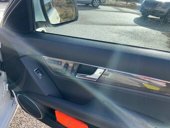 Mercedes C220CDI, 125kw, avantgarde,automat, rv2009 - 13