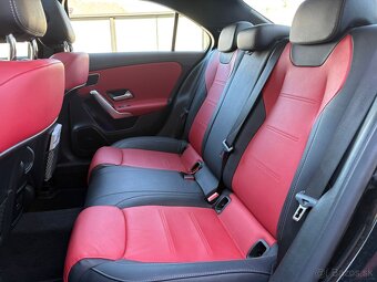 Mercedes Benz A250e - 13