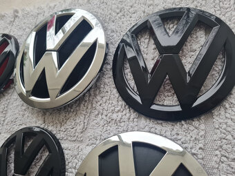 Farebné a chrómové znaky / emblémy / logo na VOLKSWAGEN - 13