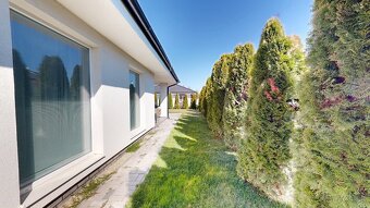Zabývaná Novostavba svojim jedinečným štýlom je NA PREDAJ - 13