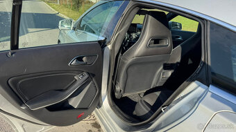 Mercedes-Benz CLA Shooting Brake SB 200 d - 13
