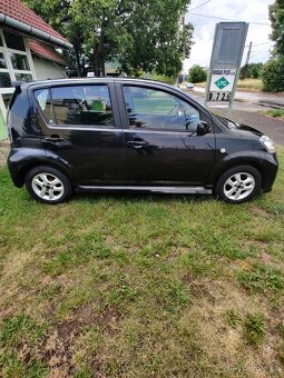Daihatsu Sirion - 13
