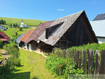 Tradičná drevenica pripravená pre chalupárov, na pozemku s - 13