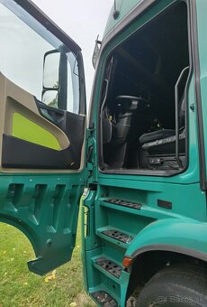 Ťahač actros 1845 mega - 13