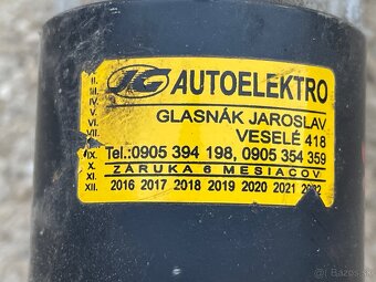 Predám štartéry 2 majú pokazené cievky a jeden zlý štartér - 13