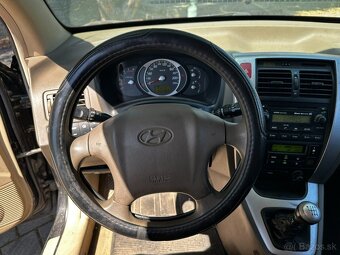 Hyundai Tucson 2.0 CRDi - 13
