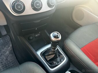KIA Ceed 1.4 Benzín - 13