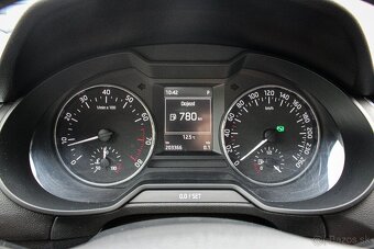 Škoda Octavia Combi 1.4 TSI Elegance DSG - 13