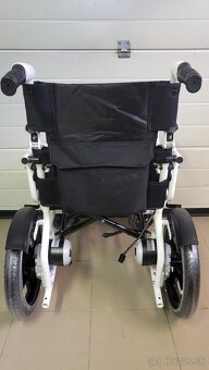 Novy elektrický vozik vaha 35kg do 120kg pre ZTP vozičkarov - 13