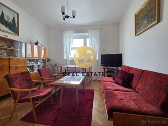 REZERVOVANÉ Na PREDAJ RD Zobor s krásnym pozemkom 941m2 - 13