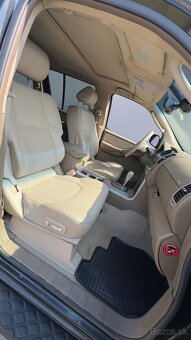 Nissan Pathfinder 2.5 dCI Automat 7-miestny - 13